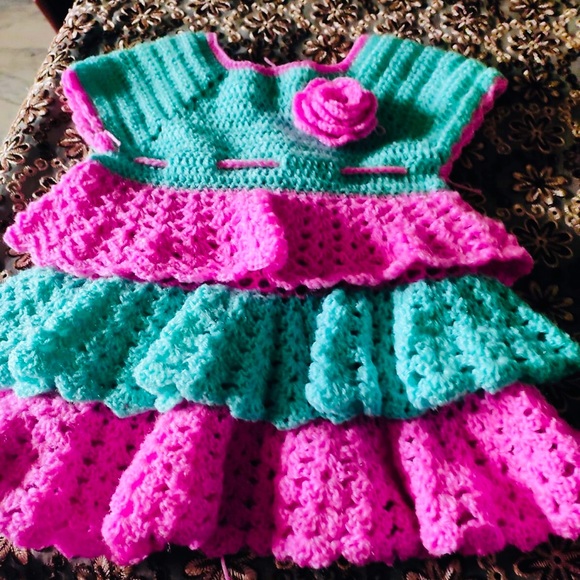 Kids crochet dress, customised orders as well with any other colour and size. - Picture 1 of 1